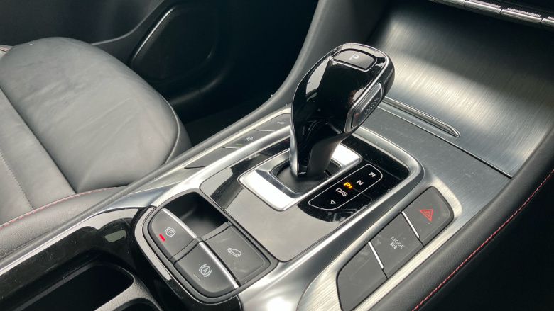 MG HS 1.5 T-GDI Trophy 5dr DCT Petrol Hatchback